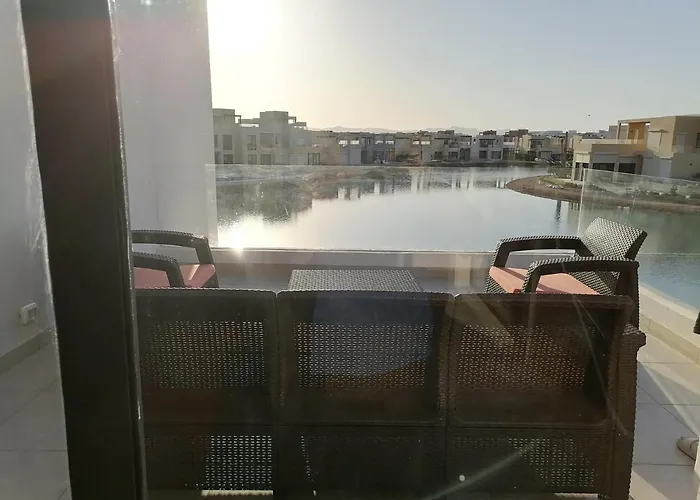 Tawila, 4 Bedroom Villa, Brand New, Directly On A Lagoon Villa